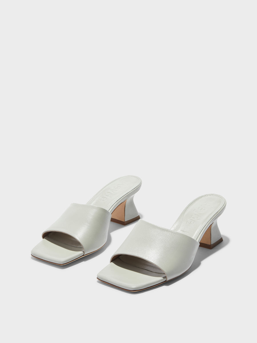 Ale Leather Mules