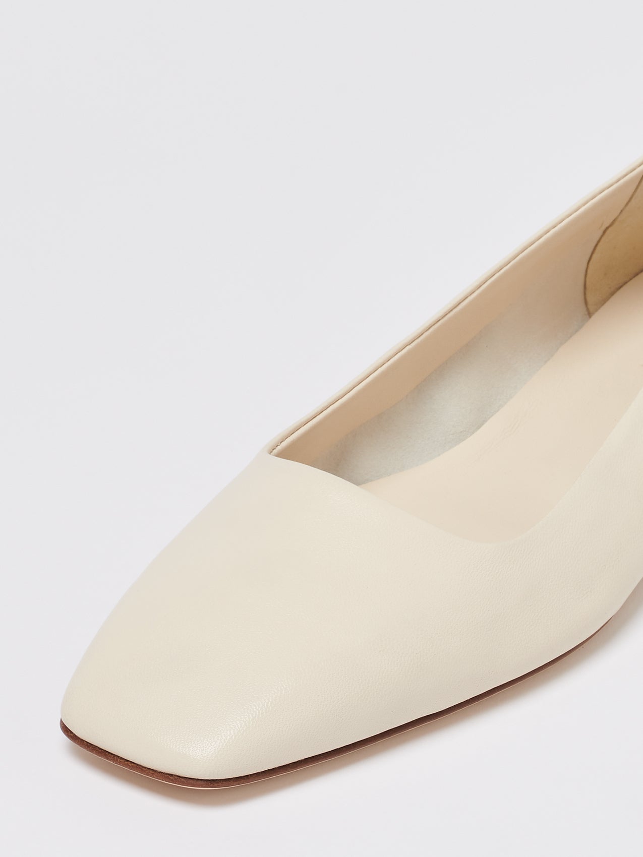 Aeyde | IDA Creamy Ballet Flat